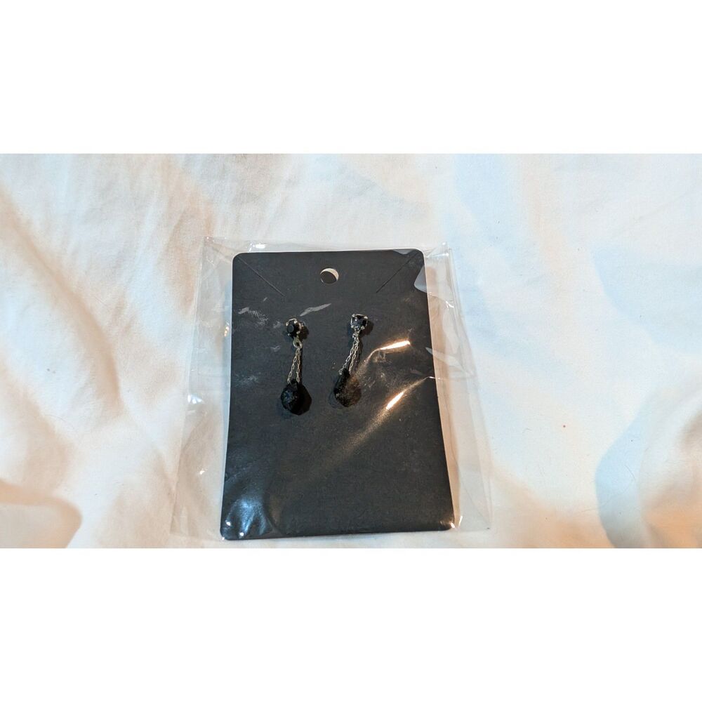 Black Stone Dangle Drop Earrings